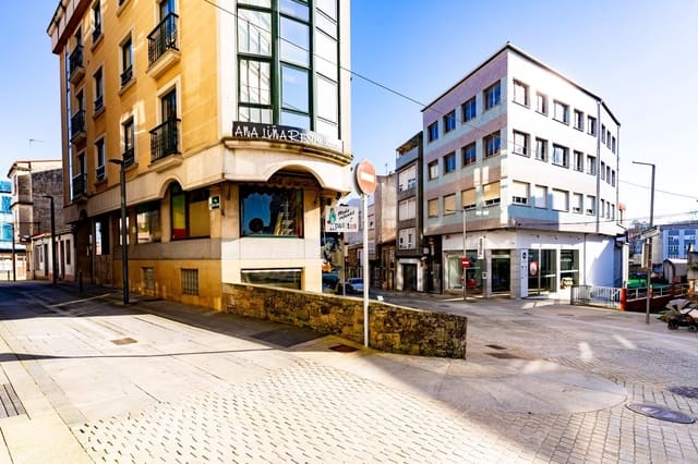 Kommersiell til salgs i Carballo - € 84 900 (Ref: 9383425)