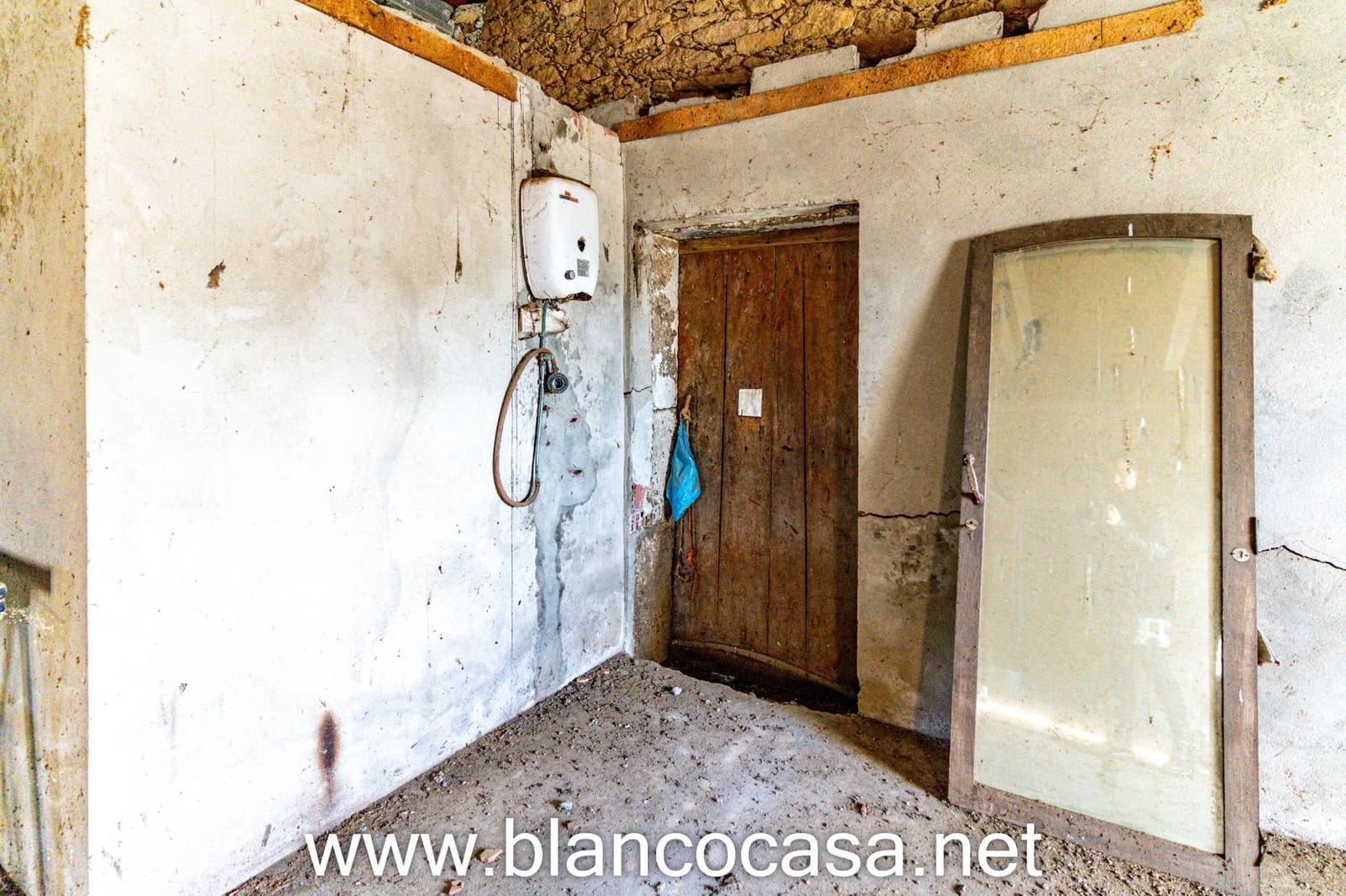 Finca/Casa Rural de 3 habitaciones en Cerceda en venta - 125.000 € (Ref: 9383426)