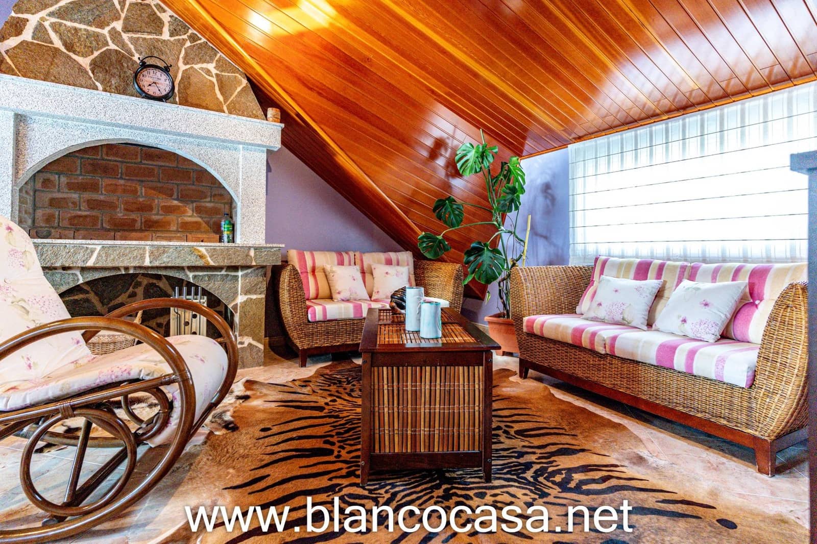 3 Zimmer Haus zu verkaufen in Malpica de Bergantinos mit Garage - 245.000 € (Ref: 9383427)