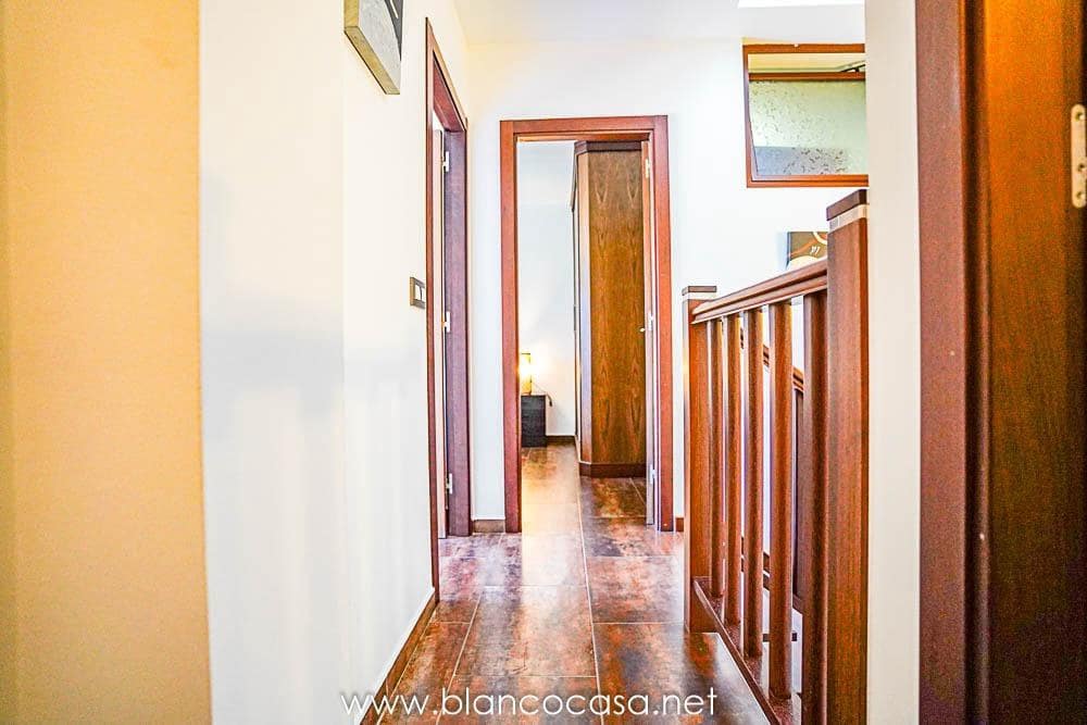 4 sypialnia Dom na sprzedaż w Vimianzo - 194 999 € (Ref: 9383428)