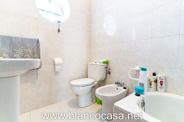 3 bedroom Townhouse for sale in Ponteceso - € 109,900 (Ref: 9383429)