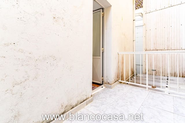 3 bedroom Townhouse for sale in Ponteceso - € 109,900 (Ref: 9383429)