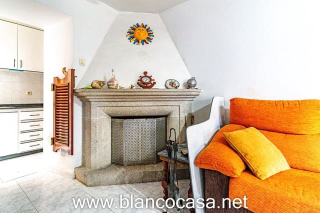 3 bedroom Townhouse for sale in Ponteceso - € 109,900 (Ref: 9383429)