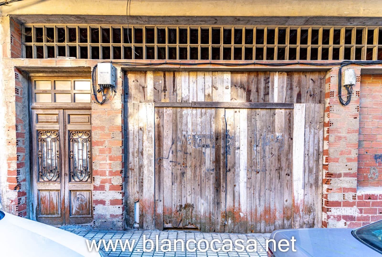 Kommersiell til salgs i Carballo med garasje - € 67 000 (Ref: 9383430)