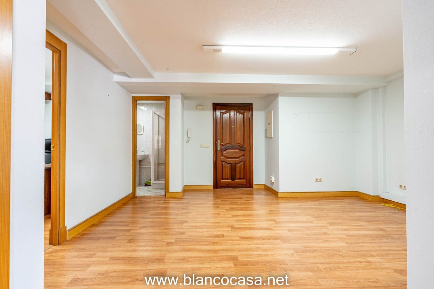 Biuro na sprzedaż w Carballo - 94 000 € (Ref: 9383432)