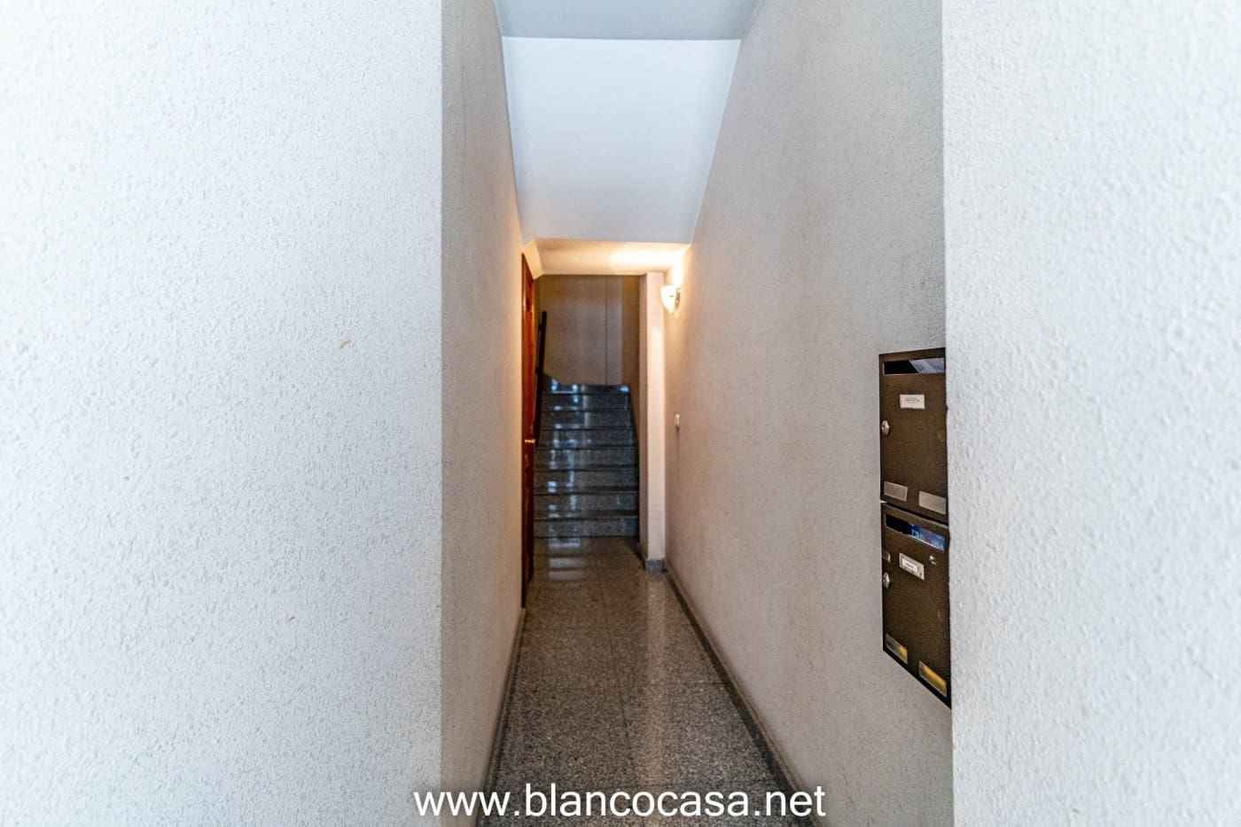 Biuro na sprzedaż w Carballo - 94 000 € (Ref: 9383432)