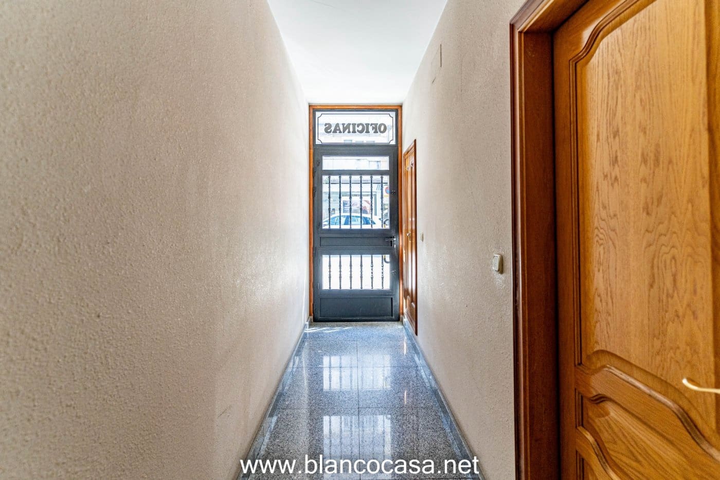 Biuro na sprzedaż w Carballo - 94 000 € (Ref: 9383432)