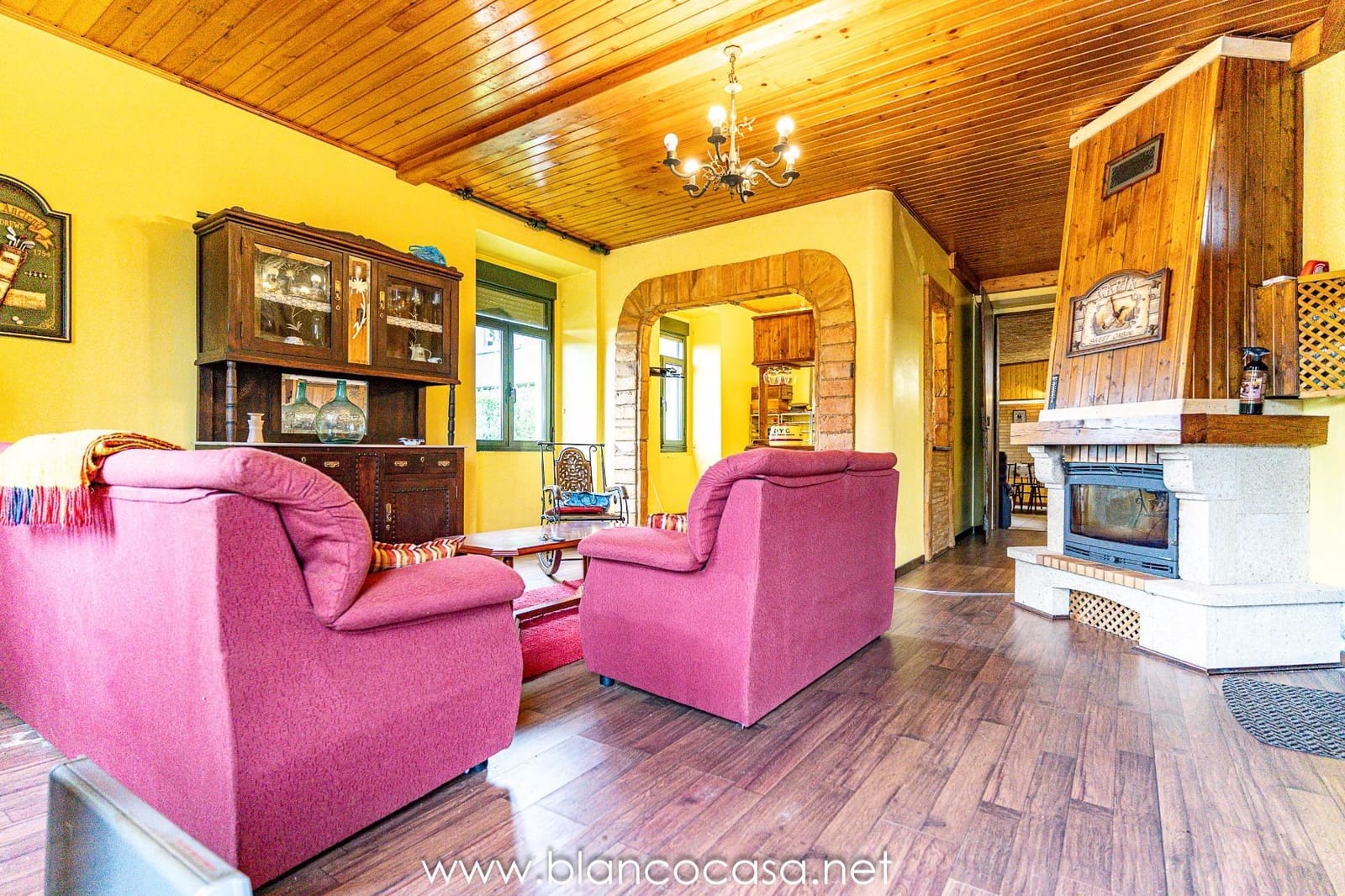 5 bedroom Finca/Country House for sale in Coristanco - € 129,990 (Ref: 9383434)