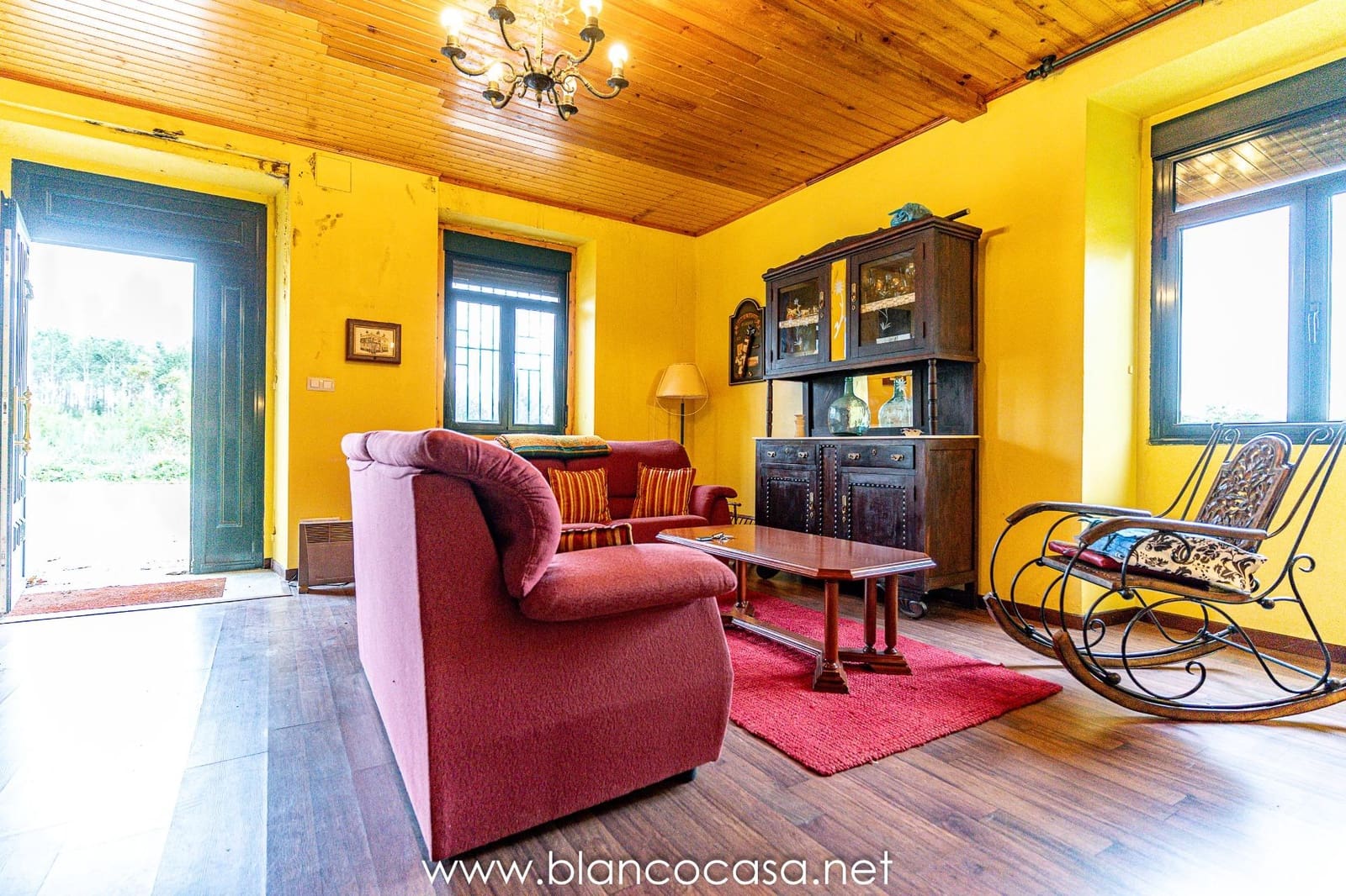 5 bedroom Finca/Country House for sale in Coristanco - € 129,990 (Ref: 9383434)