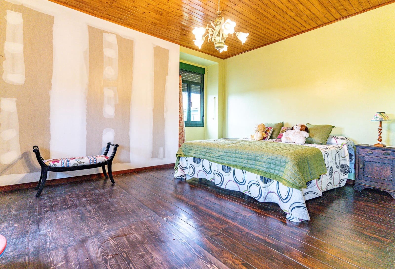 5 bedroom Finca/Country House for sale in Coristanco - € 129,990 (Ref: 9383434)