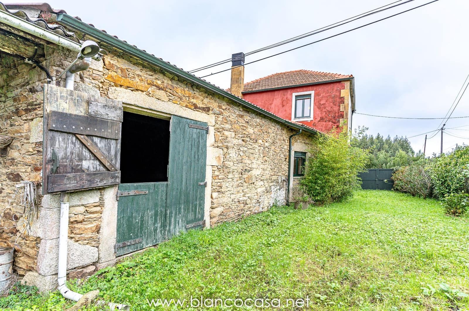 5 bedroom Finca/Country House for sale in Coristanco - € 129,990 (Ref: 9383434)