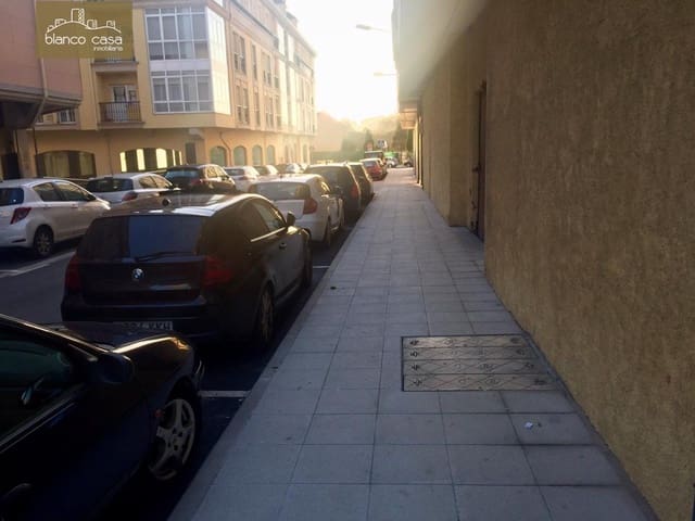 Commerciale da affittare in A Laracha - 1.000 € (Rif: 9383437)