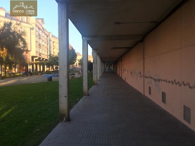 Commerciale da affittare in A Laracha - 1.000 € (Rif: 9383437)