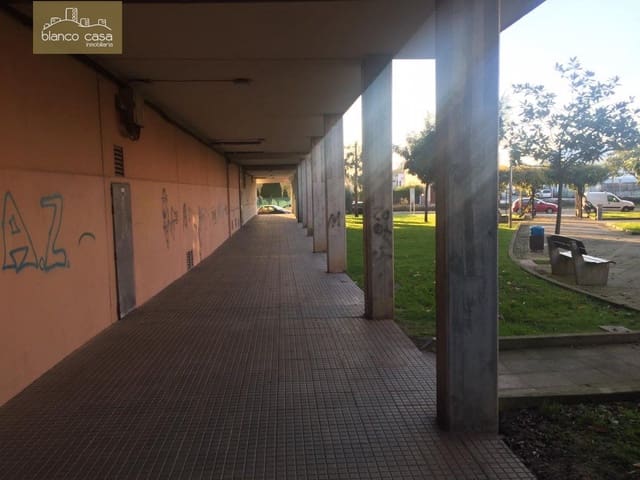 Commerciale da affittare in A Laracha - 1.000 € (Rif: 9383437)