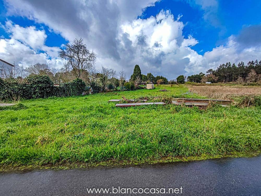 Terreno para Construção para venda em Carballo - 69 999 € (Ref: 9383438)
