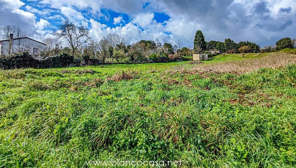 Terreno para Construção para venda em Carballo - 69 999 € (Ref: 9383438)