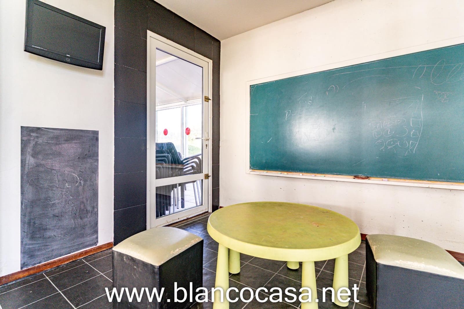 8 sypialnia Hotel na sprzedaż w A Laracha - 269 900 € (Ref: 9383439)