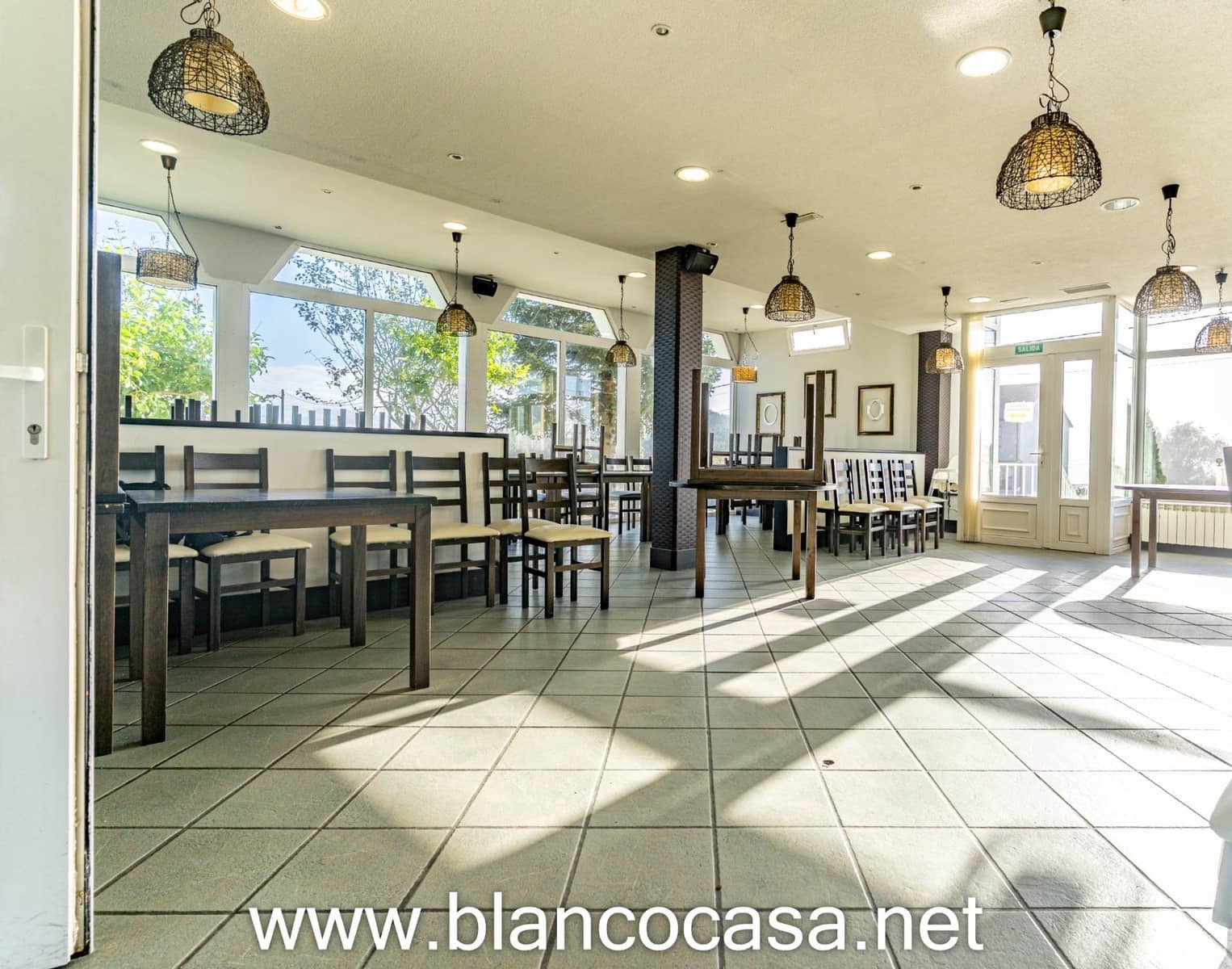 8 sypialnia Hotel na sprzedaż w A Laracha - 269 900 € (Ref: 9383439)