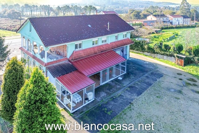 8 slaapkamer Hotel te koop in A Laracha - € 269.900 (Ref: 9383439)