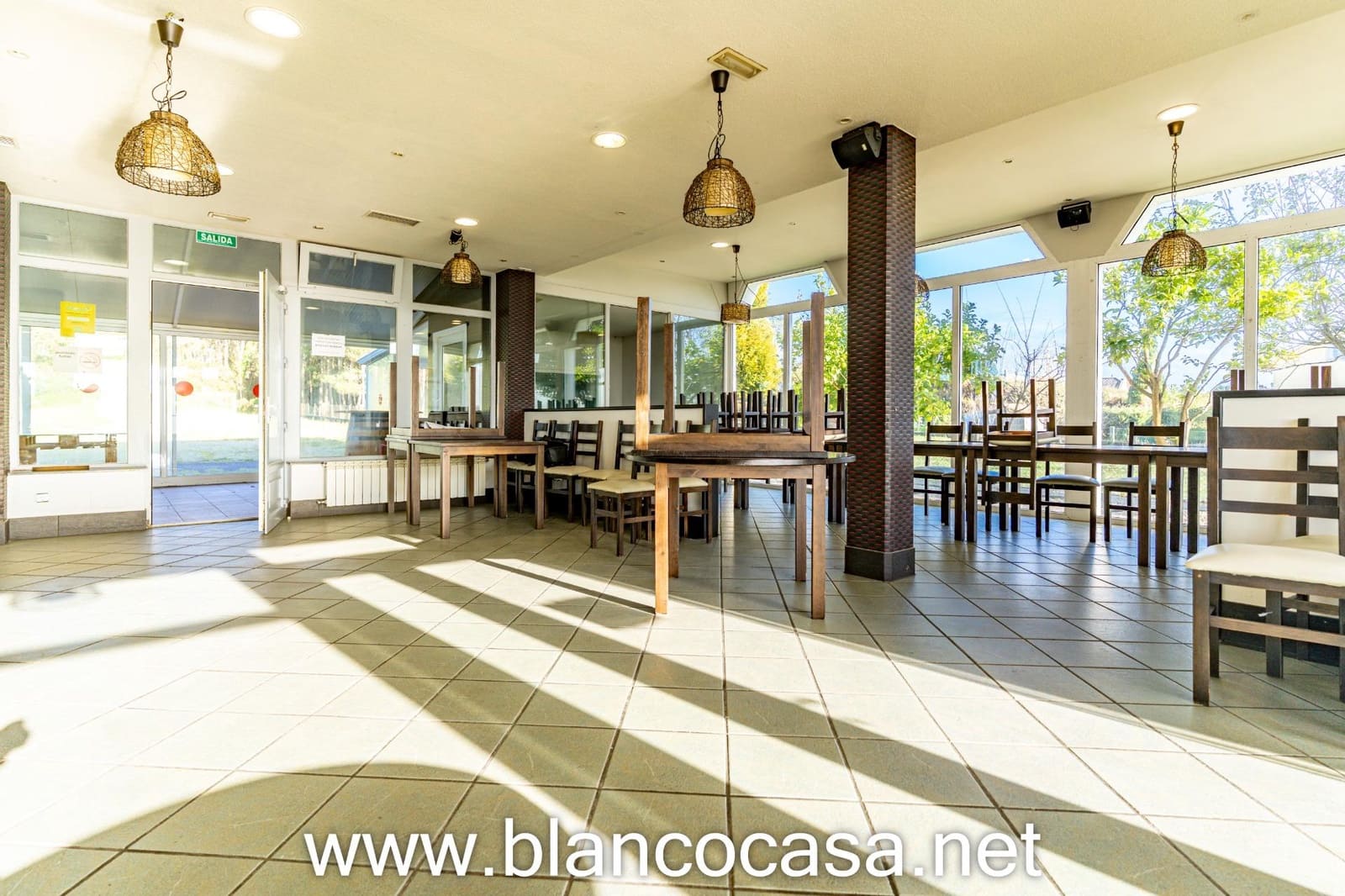 8 sypialnia Hotel na sprzedaż w A Laracha - 269 900 € (Ref: 9383439)