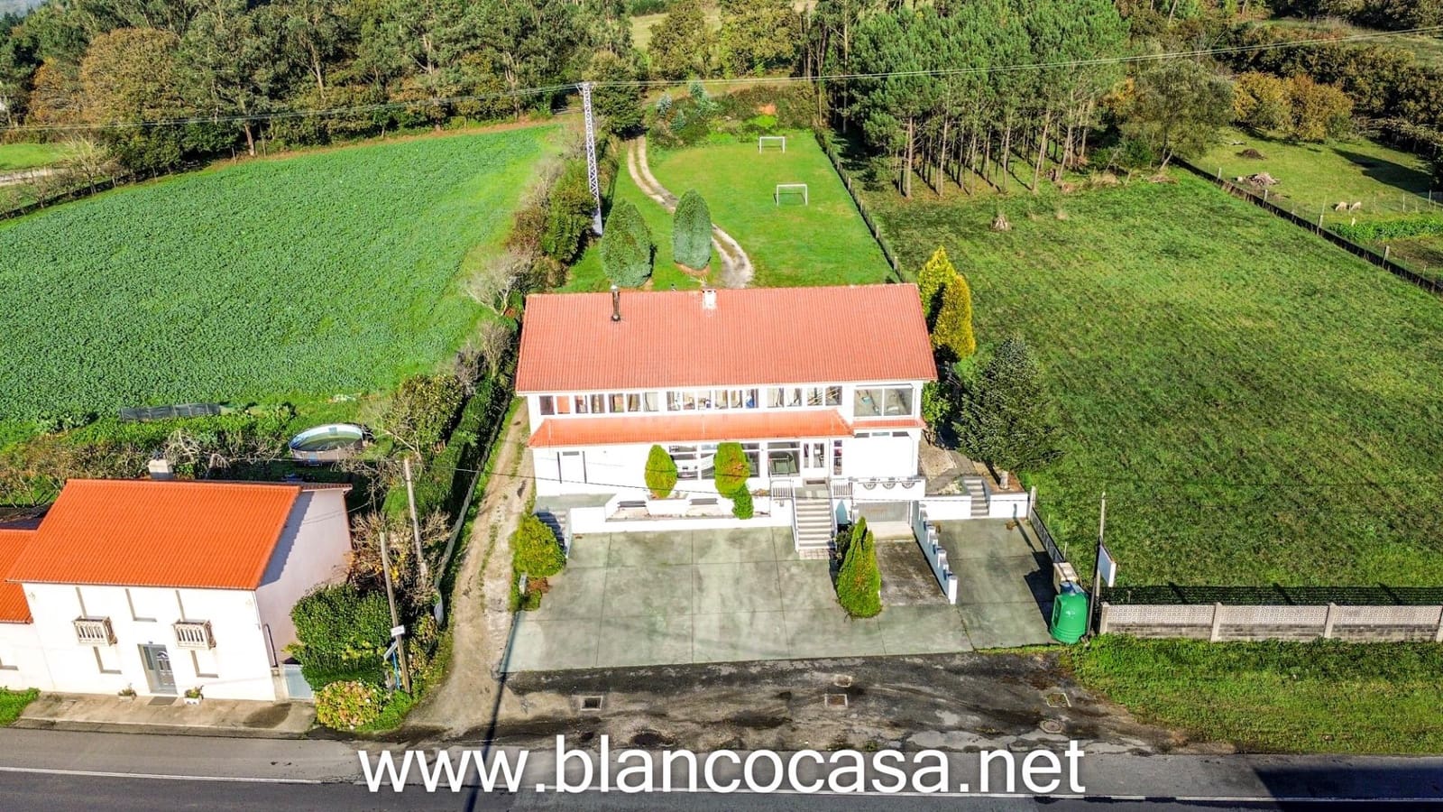 8 sypialnia Hotel na sprzedaż w A Laracha - 269 900 € (Ref: 9383439)