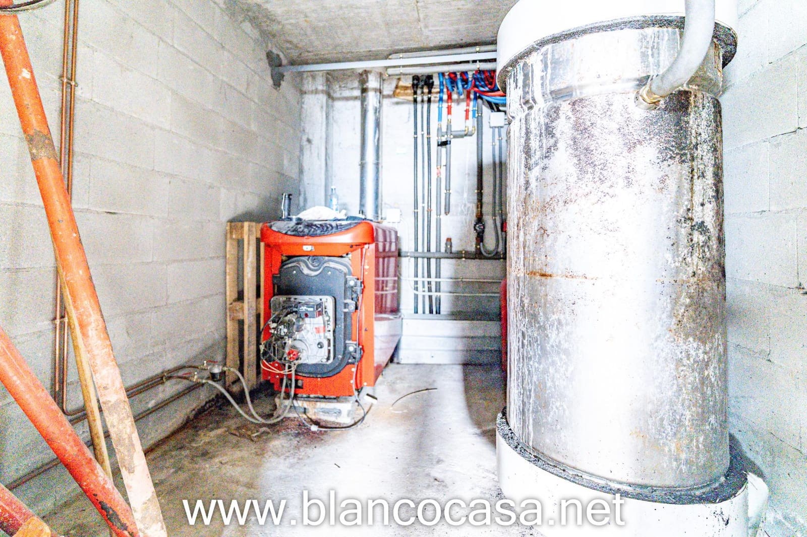 8 sypialnia Hotel na sprzedaż w A Laracha - 269 900 € (Ref: 9383439)