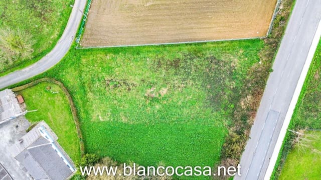 Byggegrund til salg i Carballo - € 65.000 (Ref: 9383445)