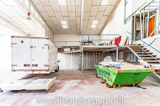 Firma/Unternehmen zu vermieten in Carballo - 1.500 € (Ref: 9383446)