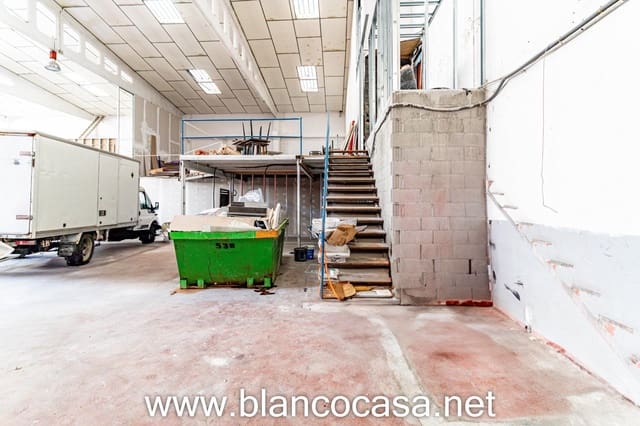 Firma/Unternehmen zu vermieten in Carballo - 1.500 € (Ref: 9383446)