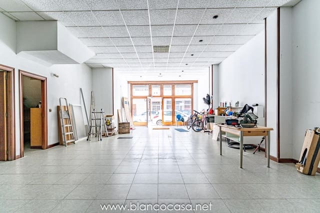Kaupallinen myytävänä paikassa Carballo - 140 000 € (Ref: 9383448)