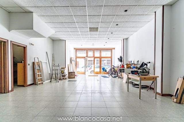 Kaupallinen myytävänä paikassa Carballo - 140 000 € (Ref: 9383448)