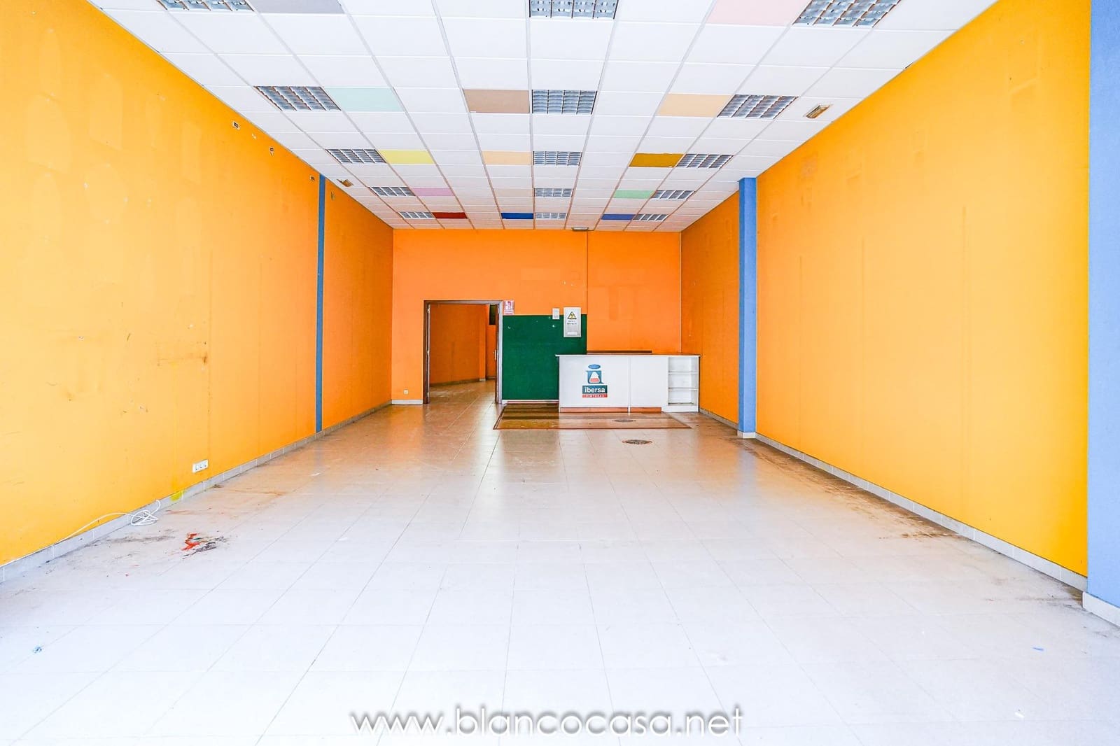 Erhverv til salg i Carballo - € 89.900 (Ref: 9383449)