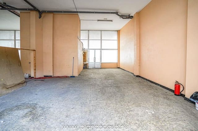 Comercial para venda em Carballo com garagem - 125 000 € (Ref: 9383450)