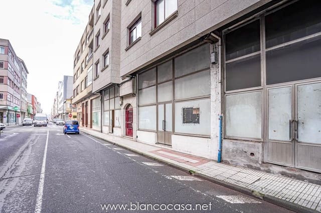 Comercial para venda em Carballo com garagem - 125 000 € (Ref: 9383450)