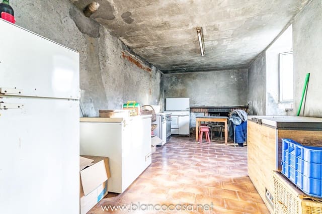 4 makuuhuone Huvila myytävänä paikassa A Laracha - 119 900 € (Ref: 9383452)