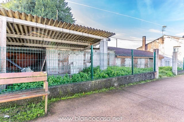 4 makuuhuone Huvila myytävänä paikassa A Laracha - 119 900 € (Ref: 9383452)