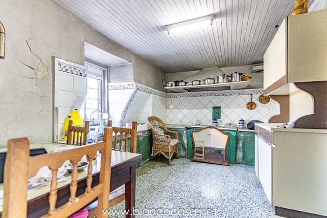 4 makuuhuone Huvila myytävänä paikassa A Laracha - 119 900 € (Ref: 9383452)