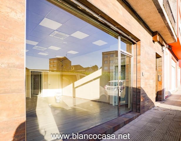 Erhverv til leje i Carballo - € 390 (Ref: 9383453)