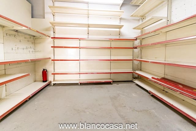 Erhverv til leje i Carballo - € 390 (Ref: 9383453)