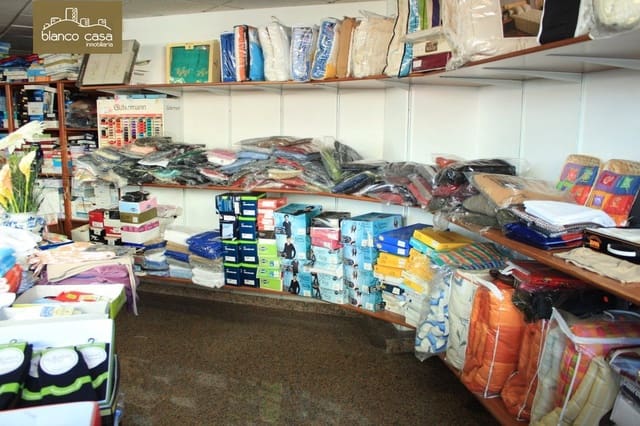 Kommersiell til salgs i Carballo - € 59 500 (Ref: 9383458)