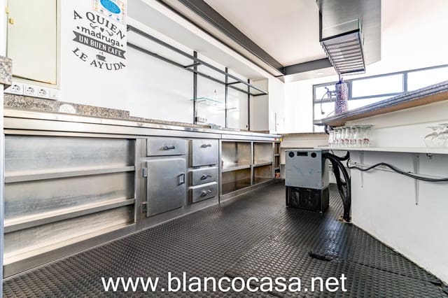 Firma/Unternehmen zu vermieten in Carballo - 600 € (Ref: 9383461)