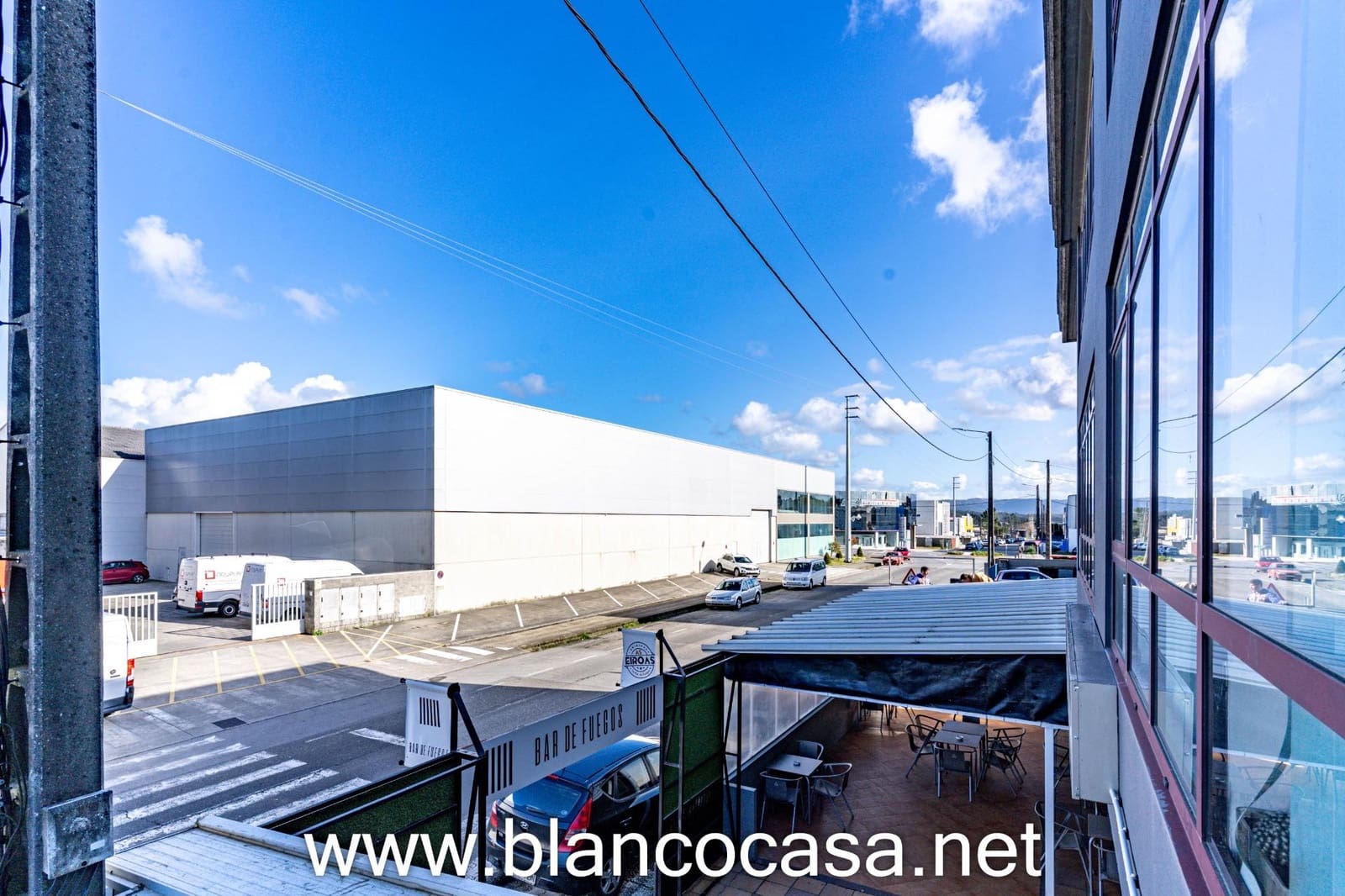 Office for rent in Carballo - € 600 (Ref: 9383462)