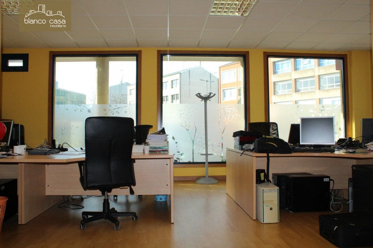 Kommersiell til salgs i Carballo - € 99 900 (Ref: 9383463)