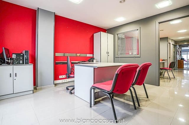 Büro zu vermieten in Carballo - 290 € (Ref: 9383465)