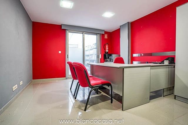 Büro zu vermieten in Carballo - 290 € (Ref: 9383465)