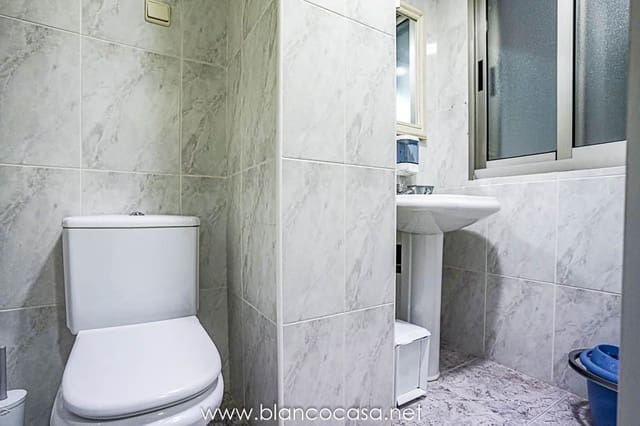 Büro zu vermieten in Carballo - 290 € (Ref: 9383465)