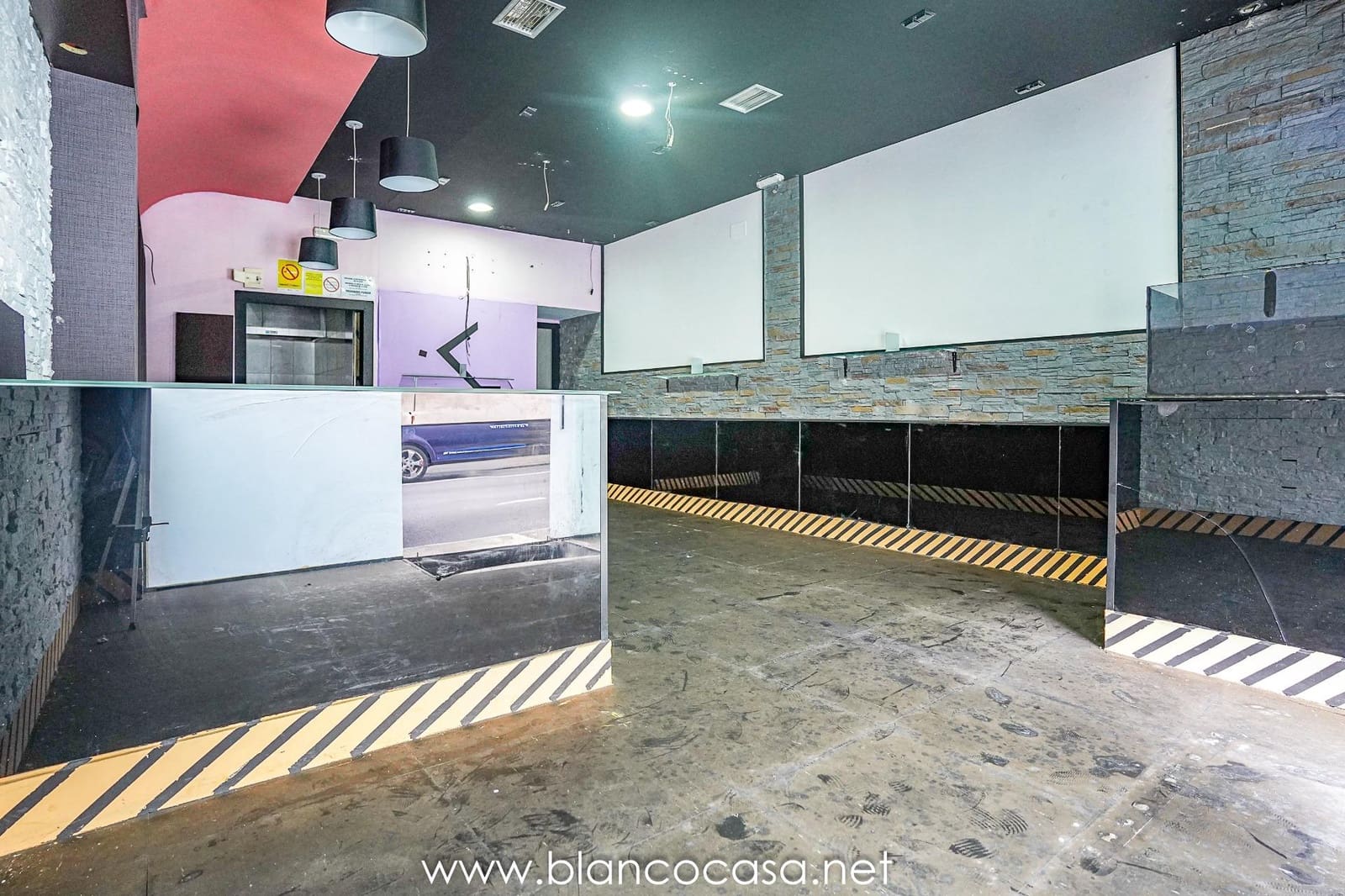 Kommersiell til salgs i Santa Comba - € 49 900 (Ref: 9383467)