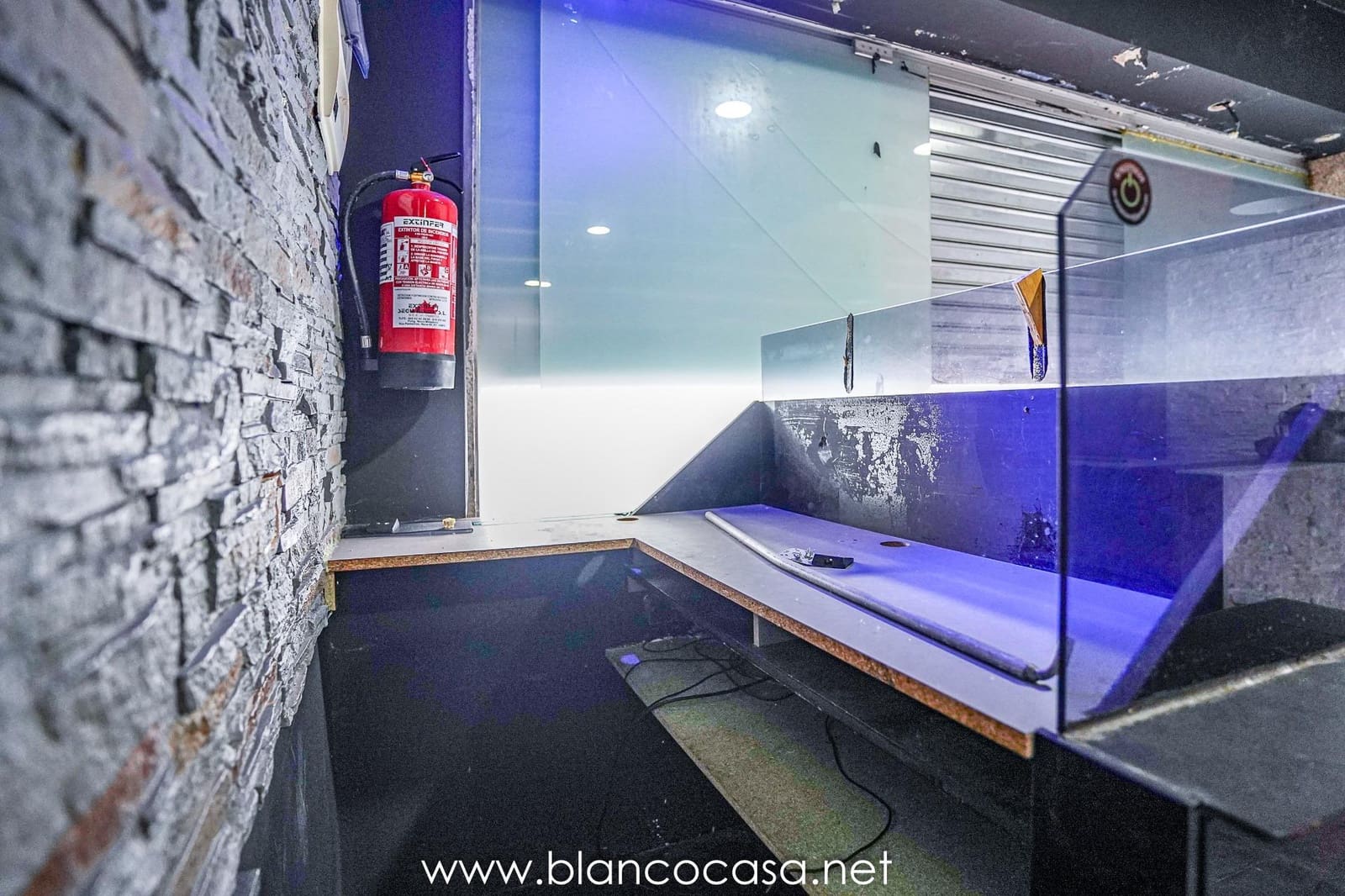 Kommersiell til salgs i Santa Comba - € 49 900 (Ref: 9383467)