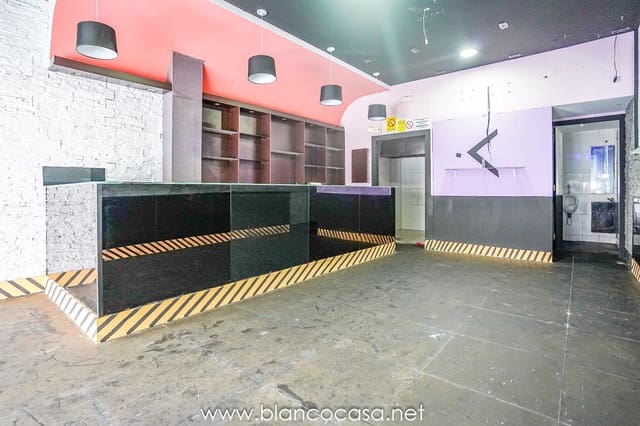 Gewerbe zu verkaufen in Santa Comba - 49.900 € (Ref: 9383467)