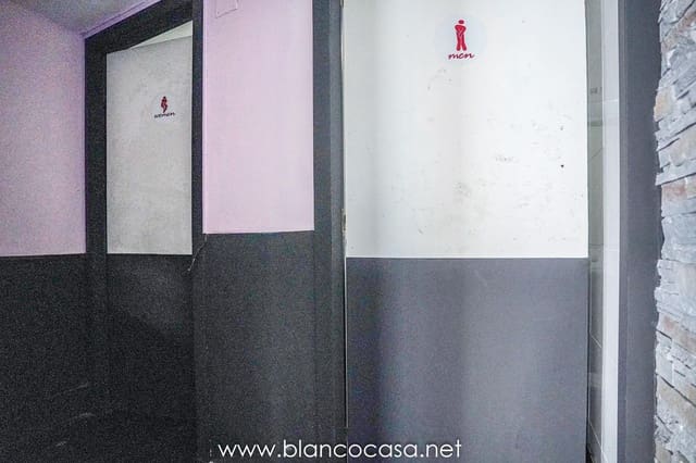 Gewerbe zu verkaufen in Santa Comba - 49.900 € (Ref: 9383467)